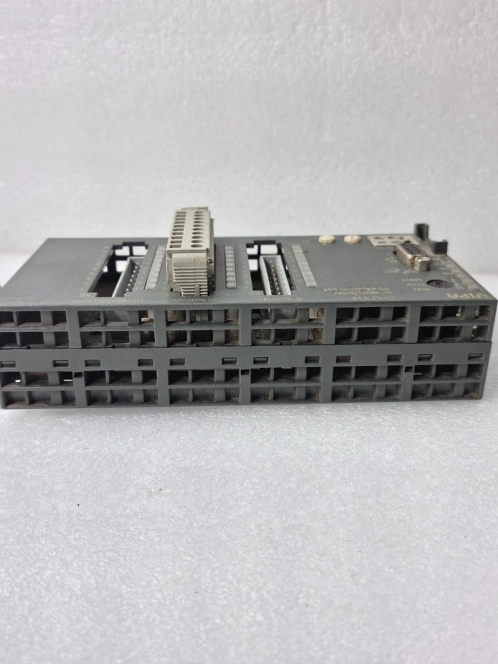 VIPA CPU114 114-6BJ03 Controller DI/DO 24VDC (ERROR) 114-6BJ03